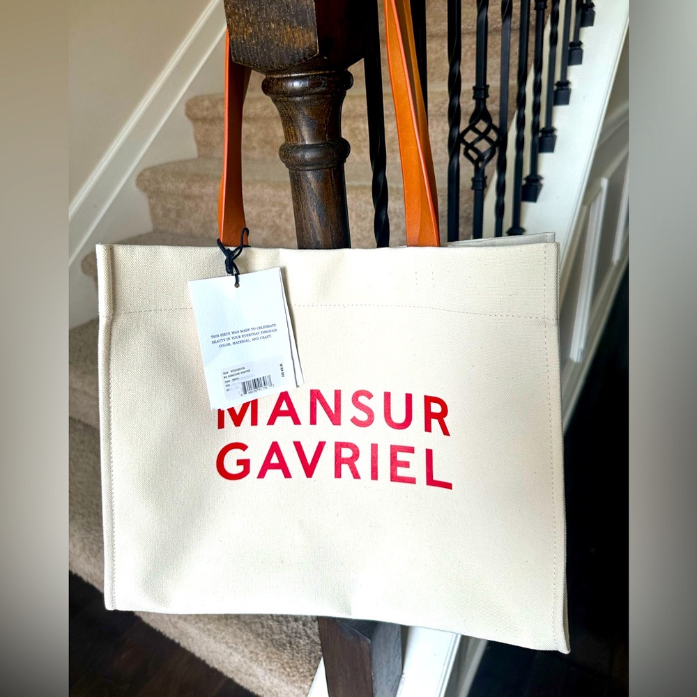 Mansur Gavriel tote bag. Brand new comes with dustbag and tag.
